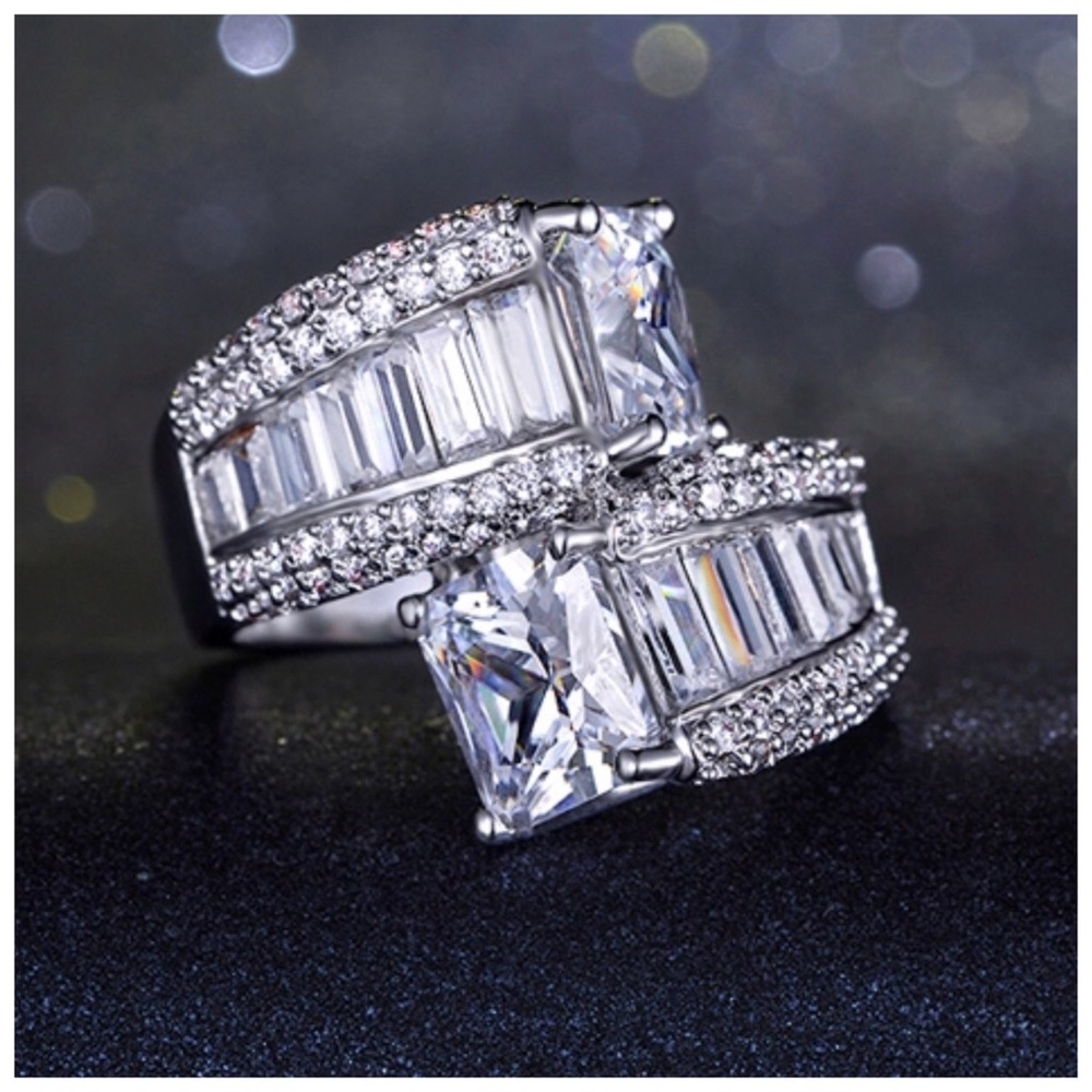 Swarovski Crystals The Sophia .925 Silver Ring - Picture 6 of 7